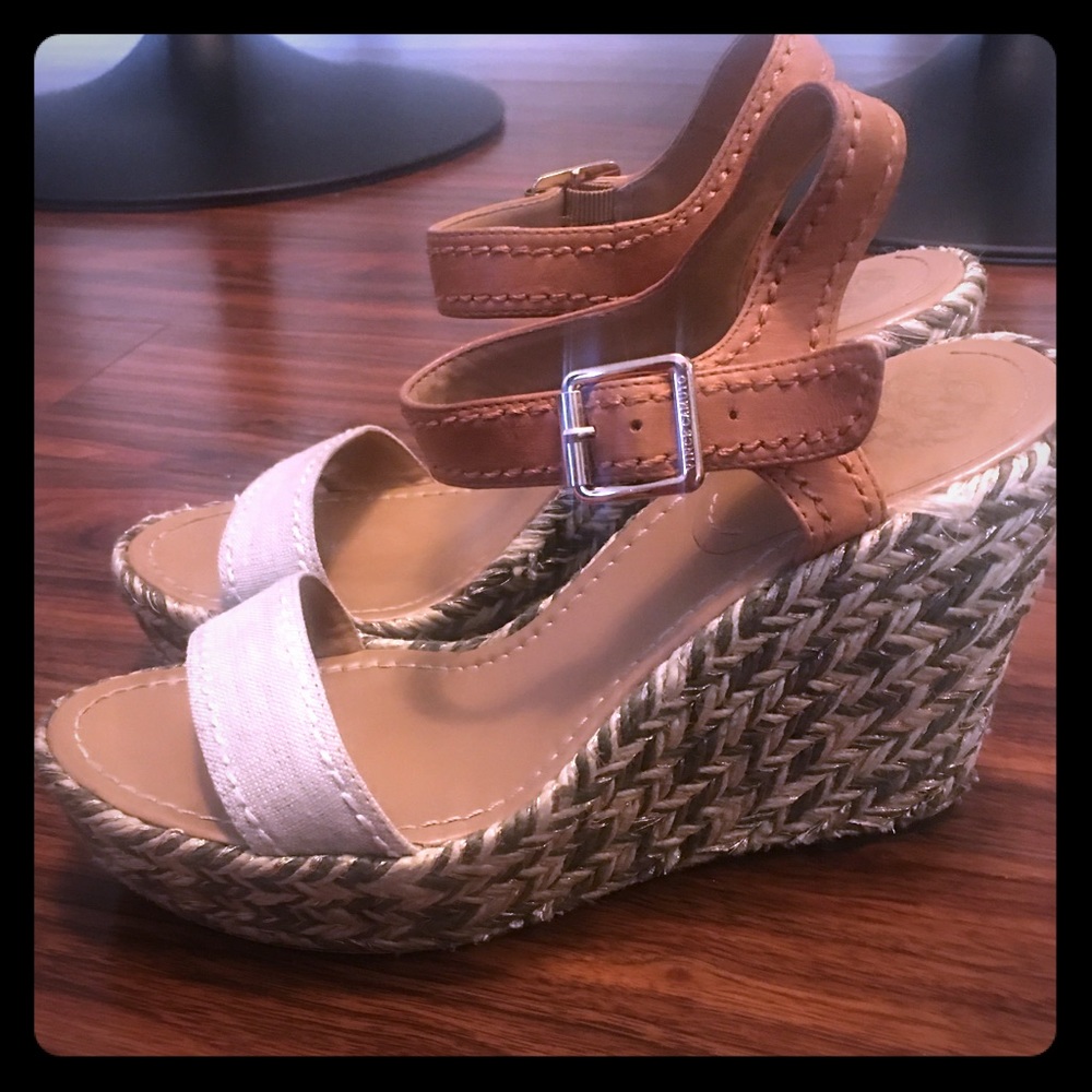 Vince Camuto Neutral comfy sandal